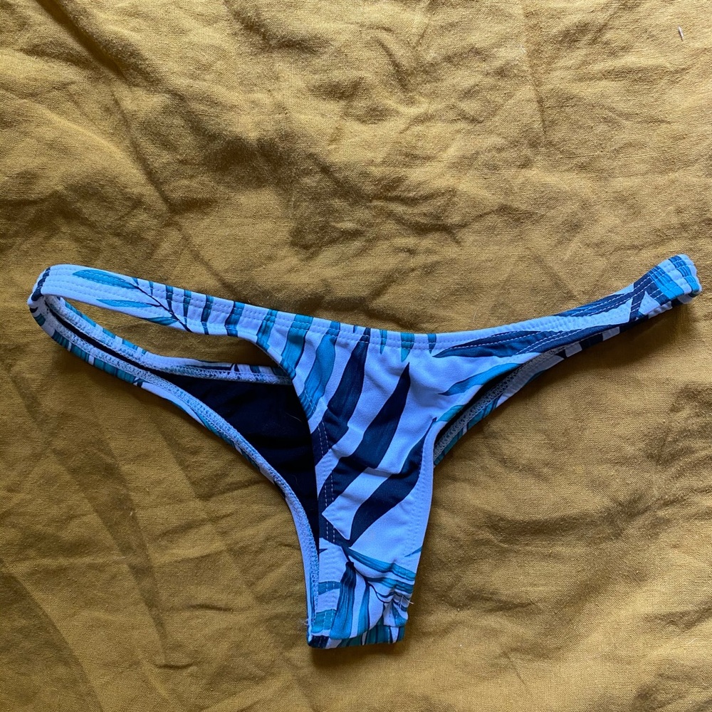 AMA bikini bottom